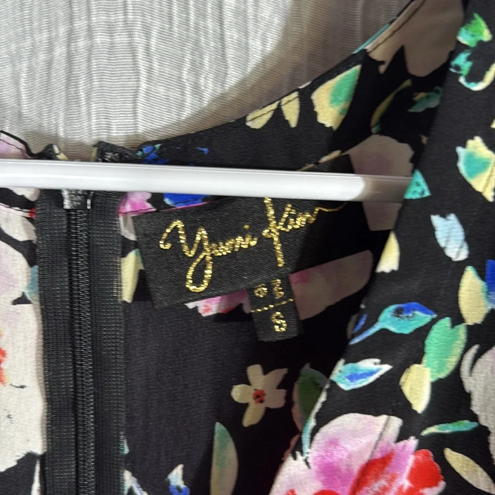 YUMI Kim Floral Silk Romper‎ size small